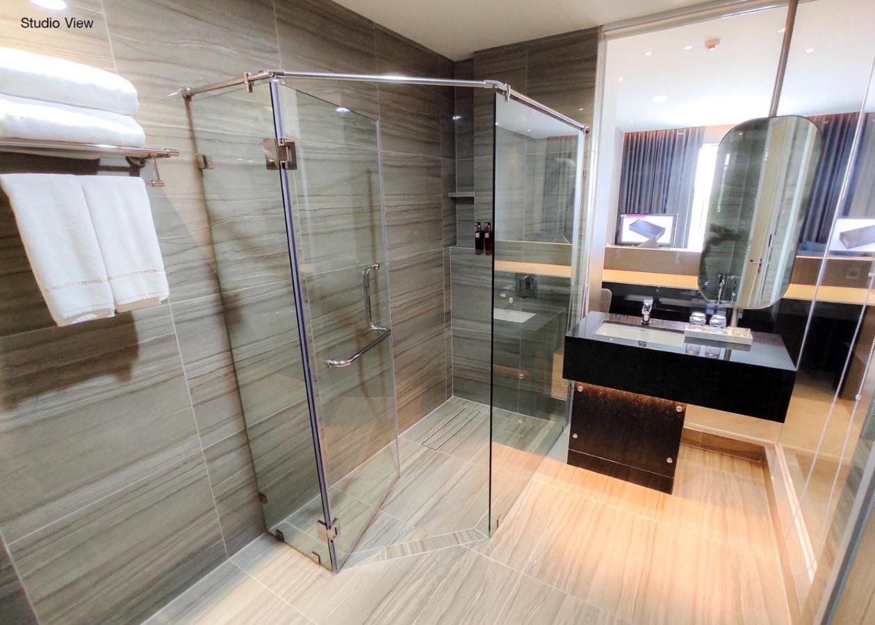 Golden City Rayong Hotel Buitenkant foto
