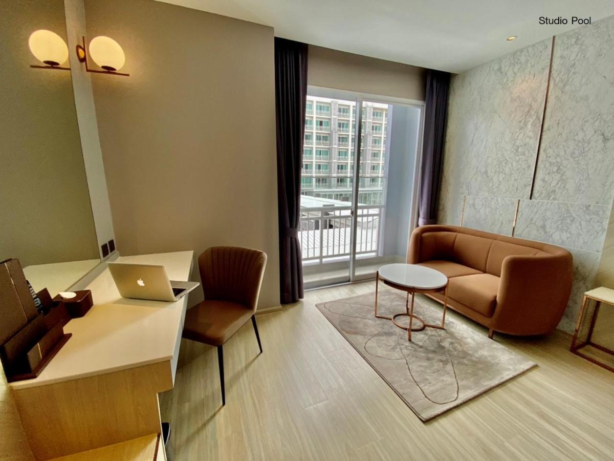 Golden City Rayong Hotel Buitenkant foto