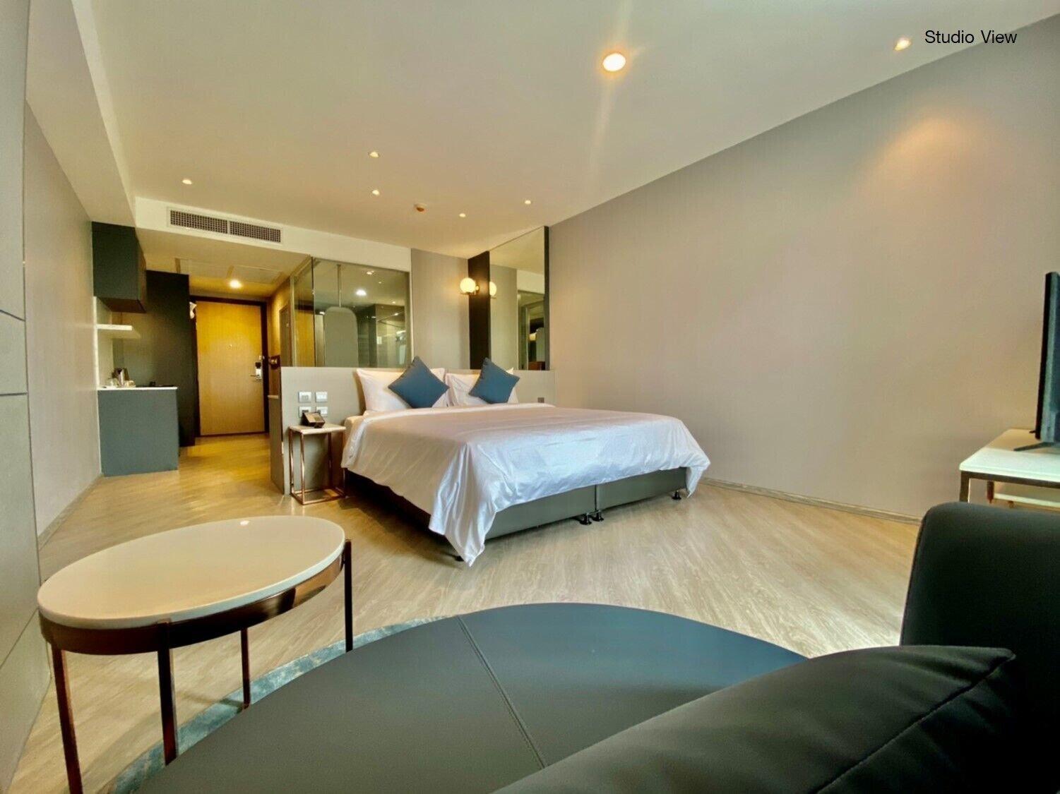 Golden City Rayong Hotel Buitenkant foto